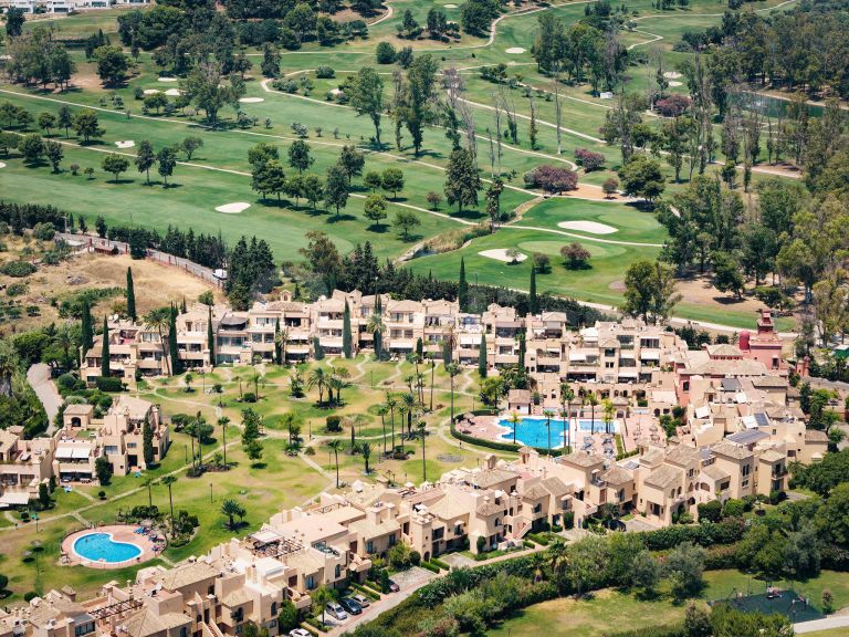 Duplex Penthouse for sale in La Cartuja del Golf
