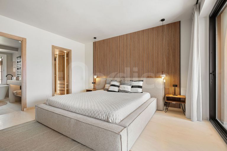 Duplex Penthouse for sale in La Cartuja del Golf