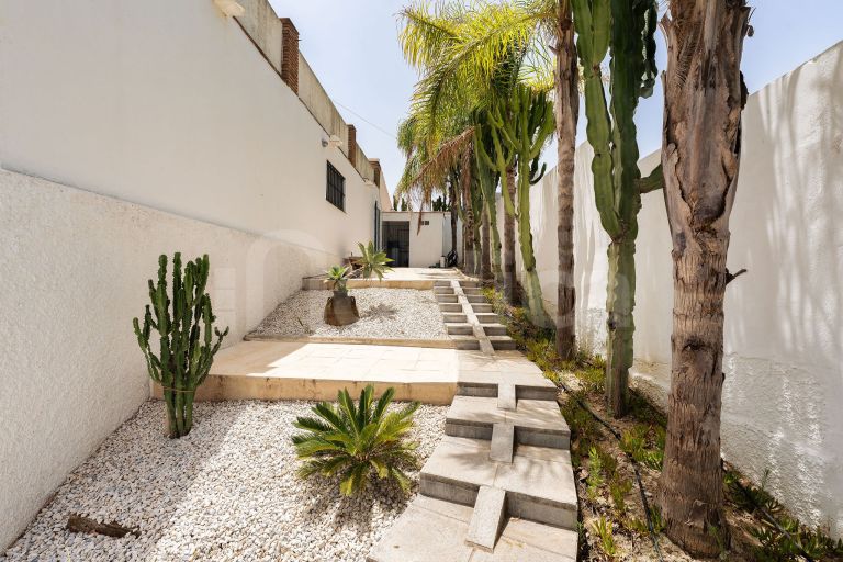 Villa for sale in Bahia Dorada