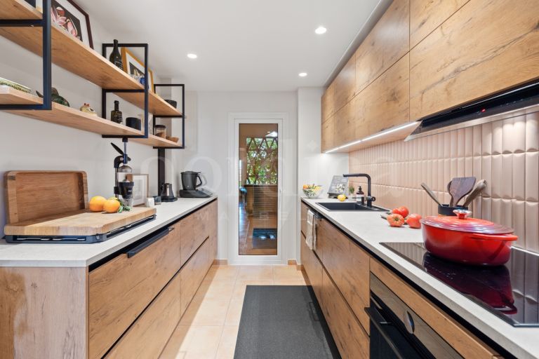 Ground Floor Apartment for sale in Cumbres del Rodeo