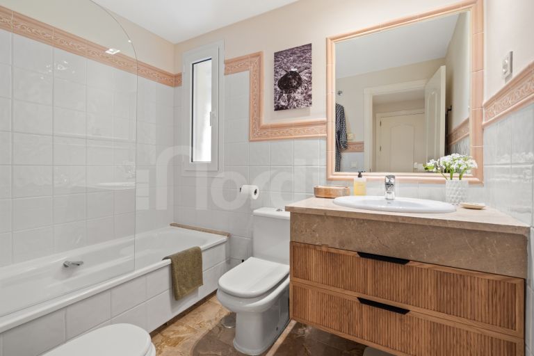 Ground Floor Apartment zu verkaufen in Cumbres del Rodeo