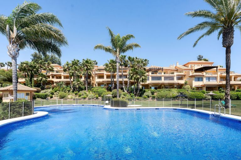 Ground Floor Apartment for sale in Cumbres del Rodeo