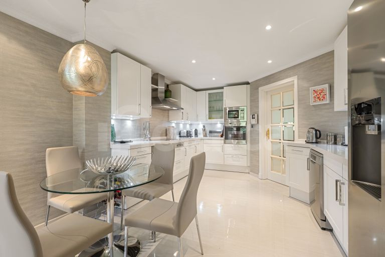 Apartamento en venta en Las Alamandas