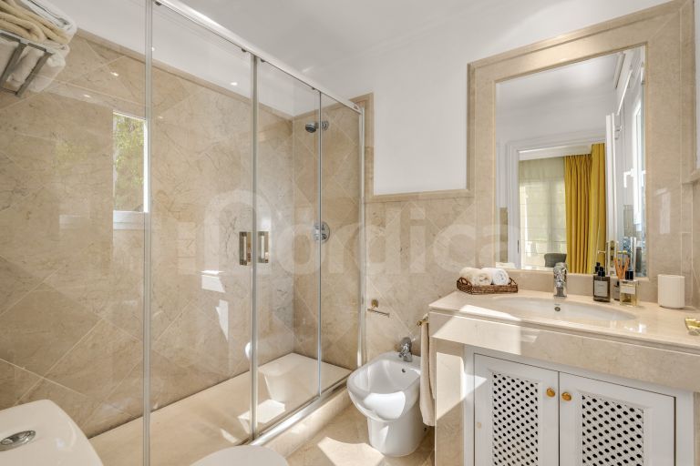Apartamento en venta en Las Alamandas