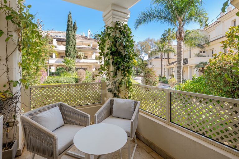 Apartamento en venta en Las Alamandas