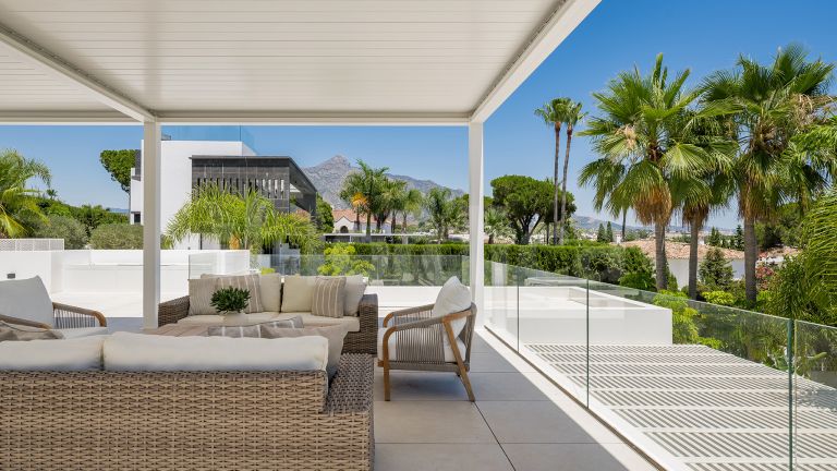 Villa zu verkaufen in Las Brisas