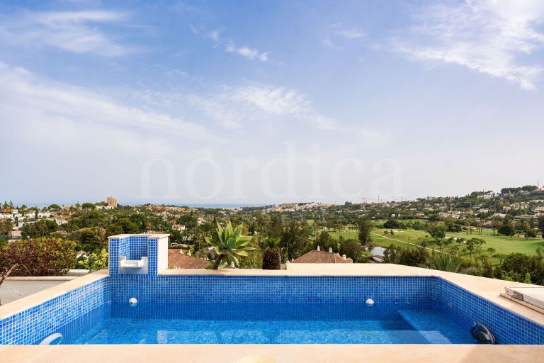Penthouse for sale in Hotel del Golf