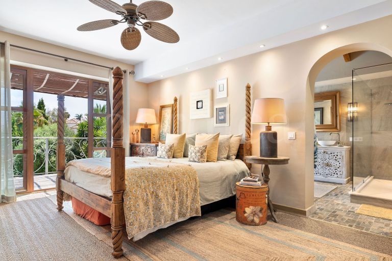 Villa for sale in Marbella Country Club