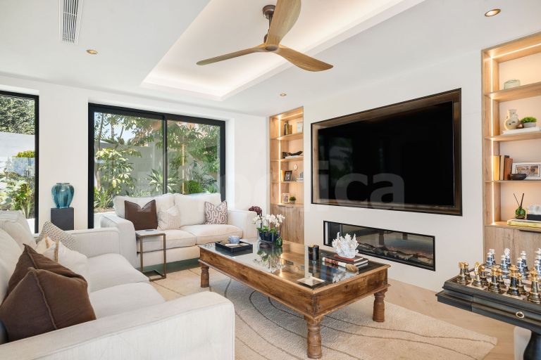 Villa till salu i Bel Air