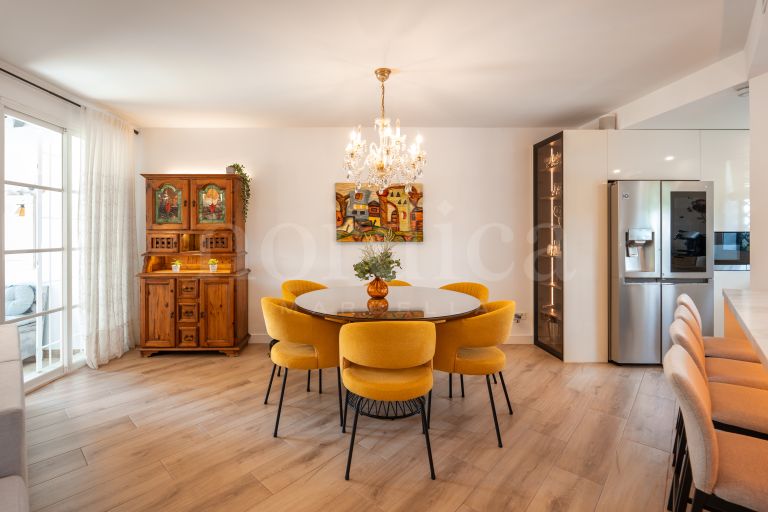 Town House for sale in Soleuropa