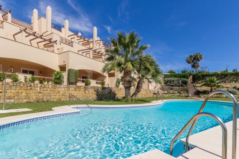 Appartement rez de chaussée a vendre à Aloha Royal