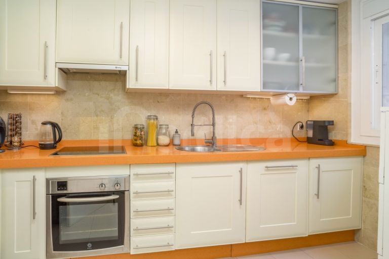 Appartement rez de chaussée a vendre à Aloha Royal