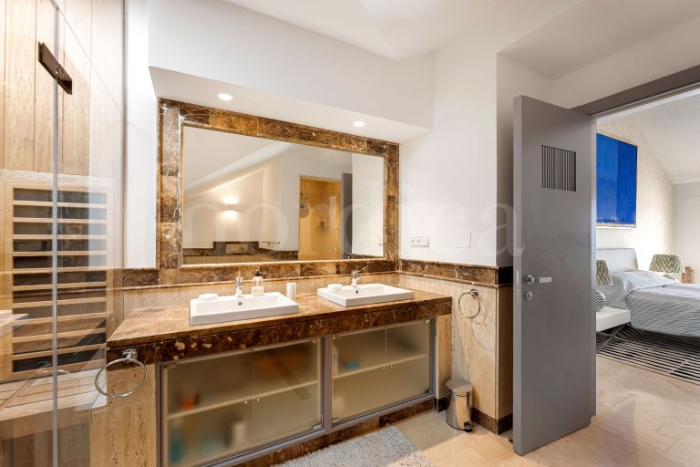 Duplex Penthouse a vendre à Aloha Park