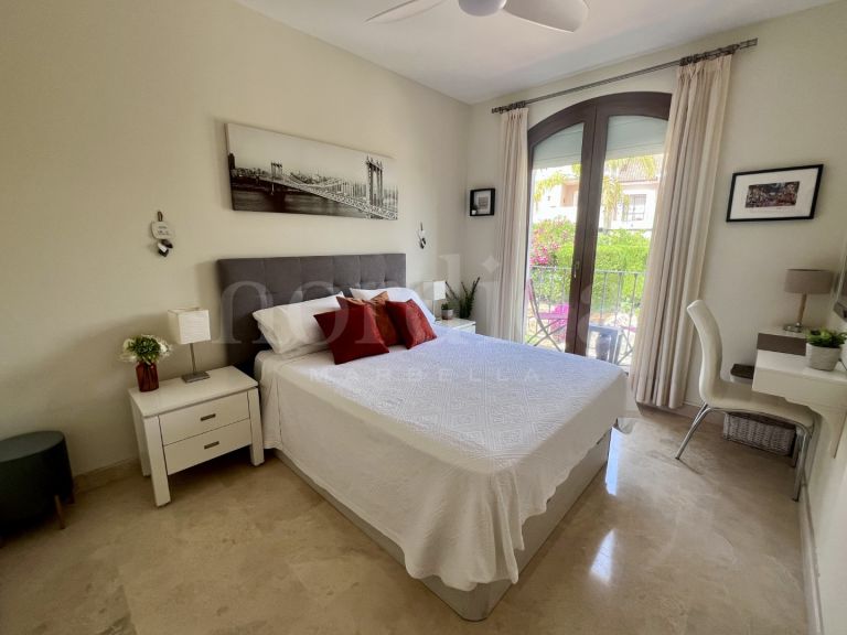 Town House for sale in Paraiso Hills