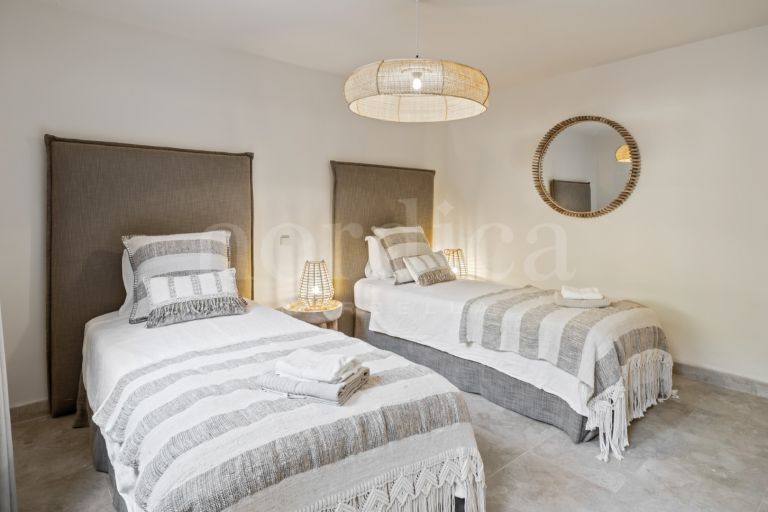 Semi Detached Villa for sale in La Alzambra