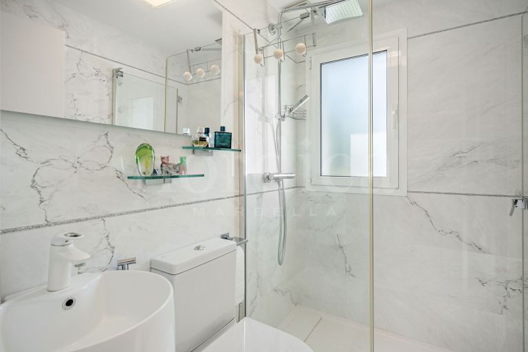 Villa en venta en Nueva Andalucia