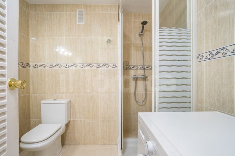 Apartamento en venta en Torre de Andalucia