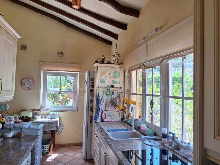 Charming Home in the Heart of Benahavís centre