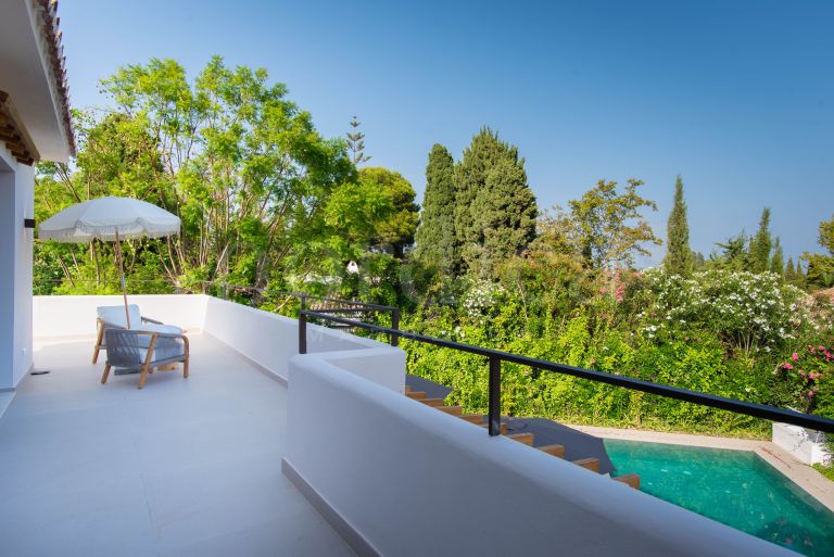 Villa till salu i Guadalmina Alta