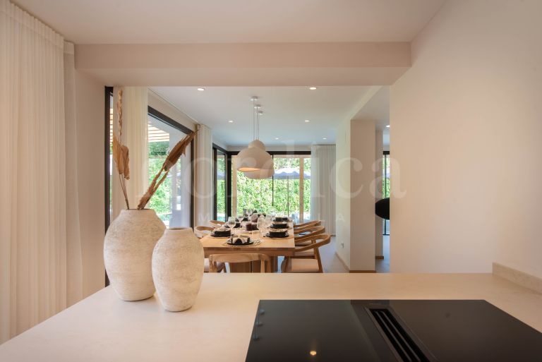 Villa till salu i Guadalmina Alta