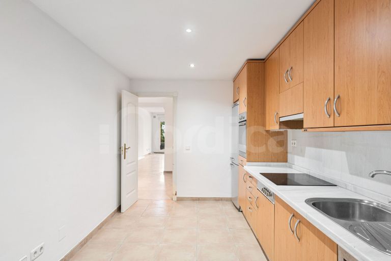 Ground Floor Apartment for sale in Cumbres del Rodeo