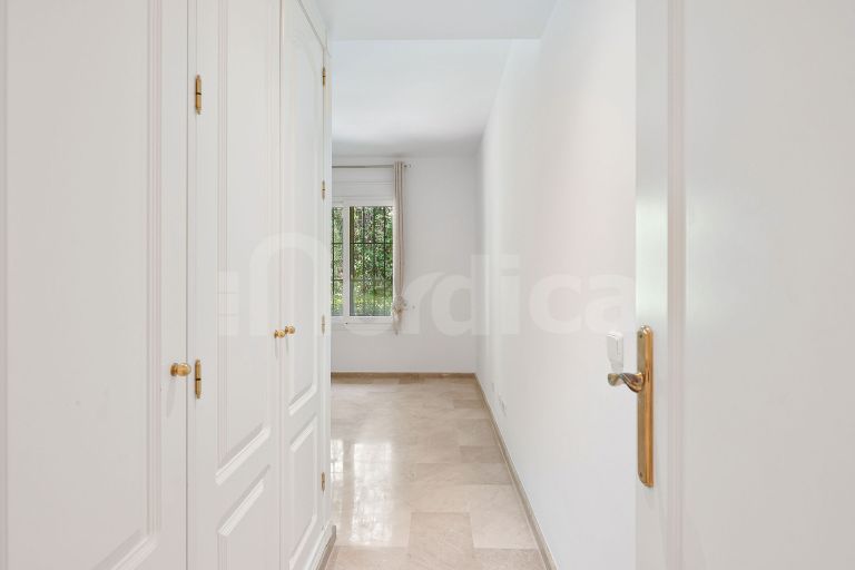 Ground Floor Apartment for sale in Cumbres del Rodeo