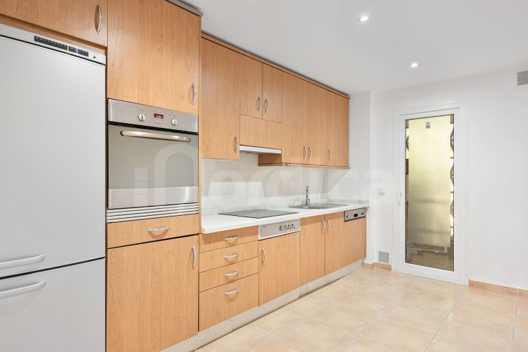 Ground Floor Apartment for sale in Cumbres del Rodeo