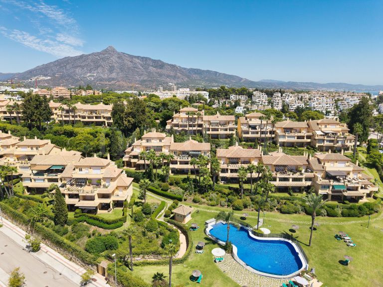 Appartement rez de chaussée a vendre à Cumbres del Rodeo