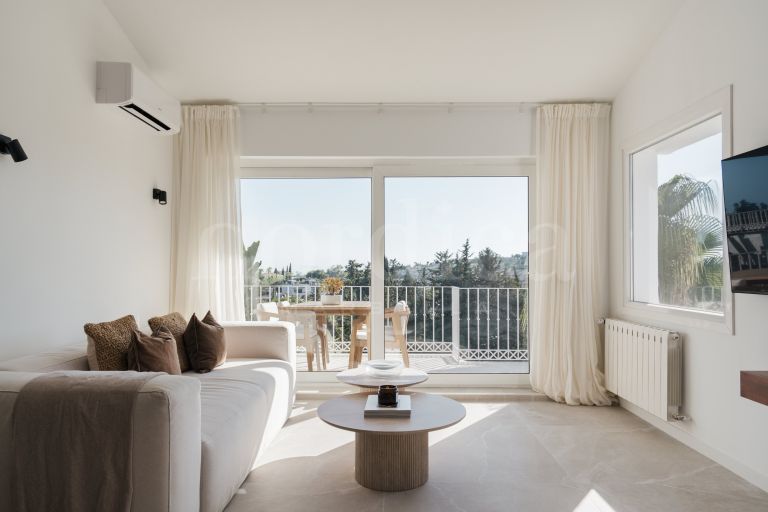 Town House for sale in Atalaya