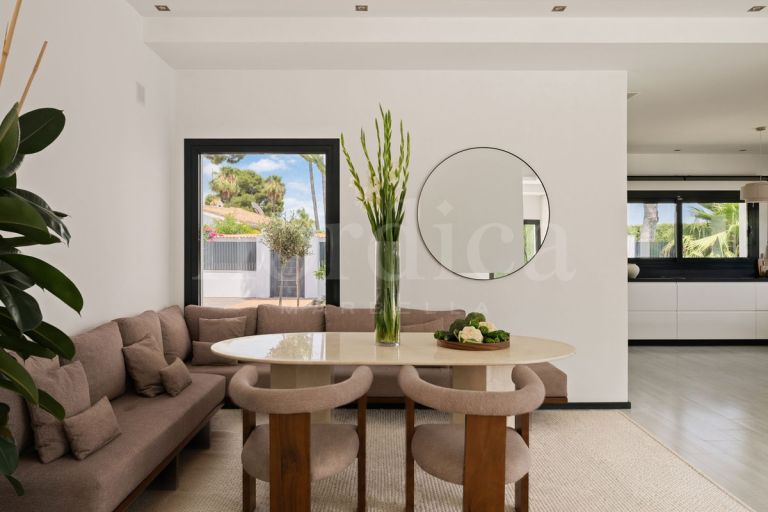 3 bedroom villa close to the beach