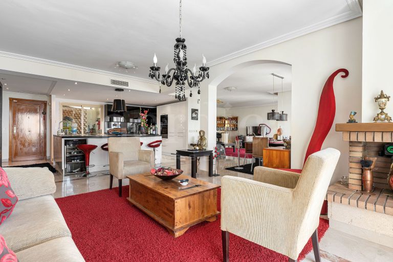 Duplex Penthouse a vendre à Palacetes Los Belvederes