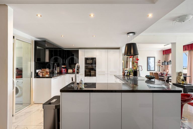 Duplex Penthouse a vendre à Palacetes Los Belvederes