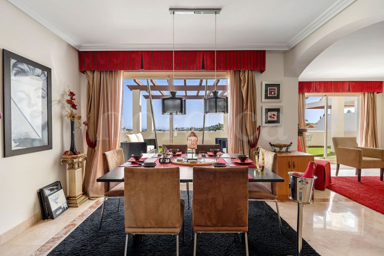 Duplex Penthouse a vendre à Palacetes Los Belvederes