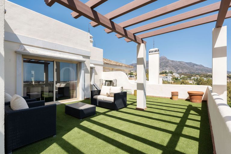 Duplex Penthouse a vendre à Palacetes Los Belvederes