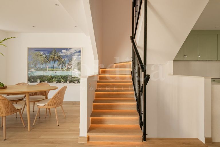 Town House for sale in Las Petunias