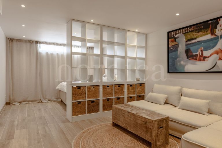 Town House for sale in Las Petunias