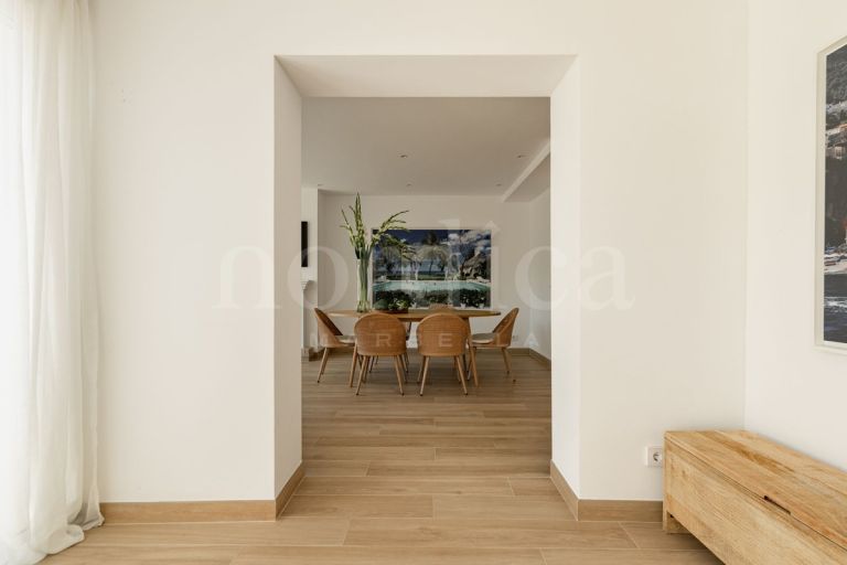 Town House for sale in Las Petunias