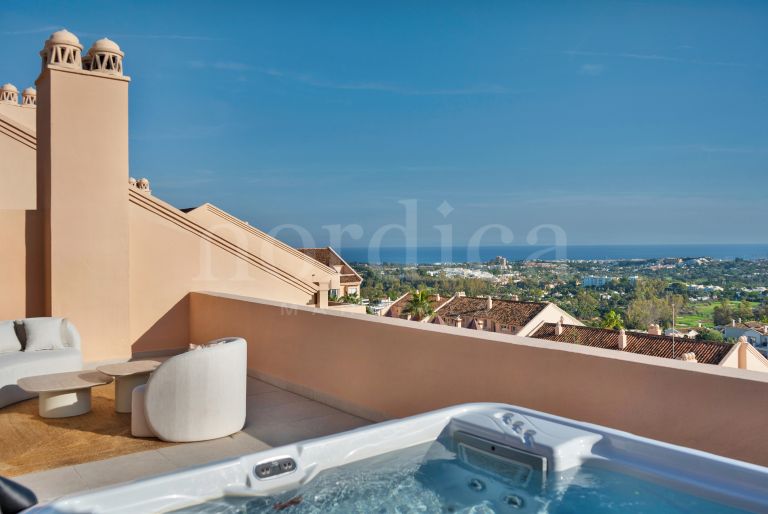 Duplex Penthouse for sale in Albatross Hill