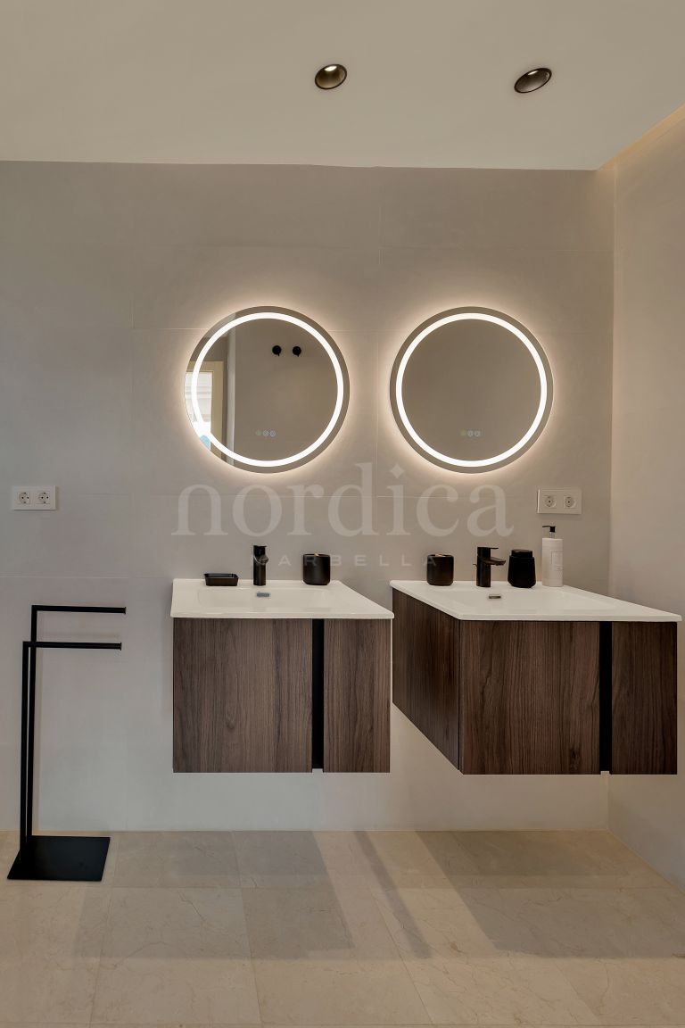 Duplex Penthouse for sale in Albatross Hill