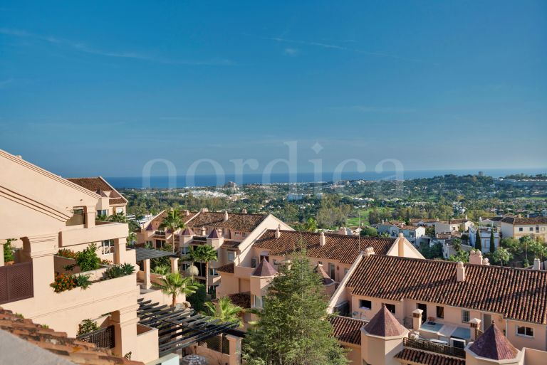 Duplex Penthouse for sale in Albatross Hill