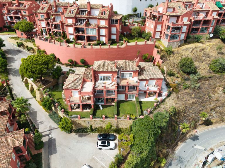 Town House for sale in Monte Halcones