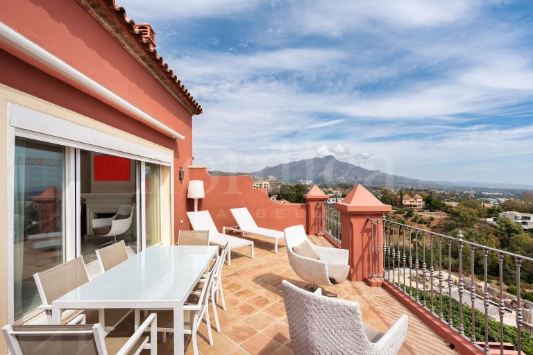 Town House for sale in Monte Halcones