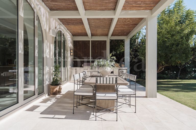 Villa zu verkaufen in Nueva Andalucia
