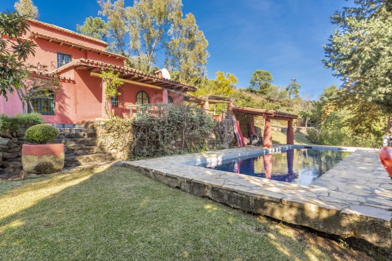 Spectacular rustic farm in Benahavis
