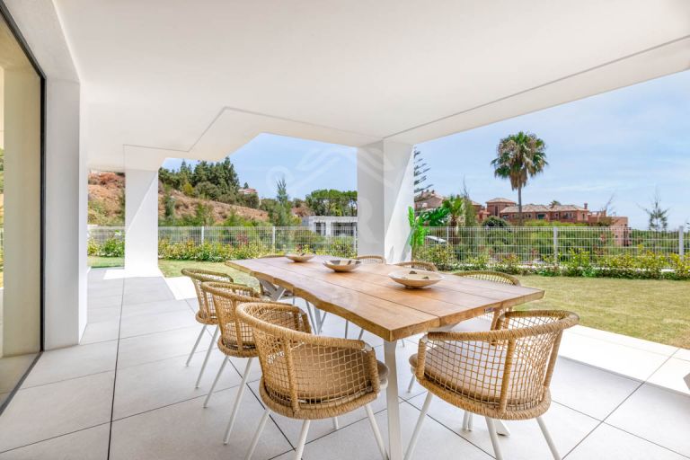 Spectacular ground-floor duplex in Artola Homes, Cabopino