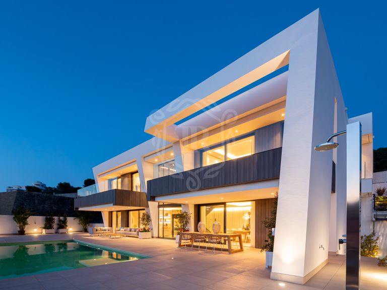 Brand new contemporary villa