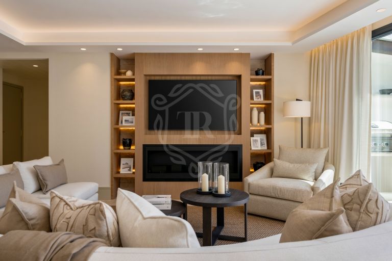 Elegant Ground Floor Apartment in Coto Real, Marbella Golden Mile