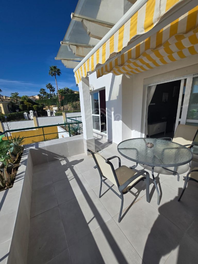 Elegant Two-Bedroom Apartment with Panoramic Views in Nueva Andalucia, Marbella