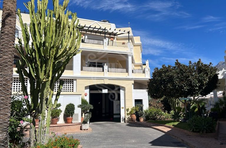 Parking space in Aloha Gardens, Nueva Andalucia