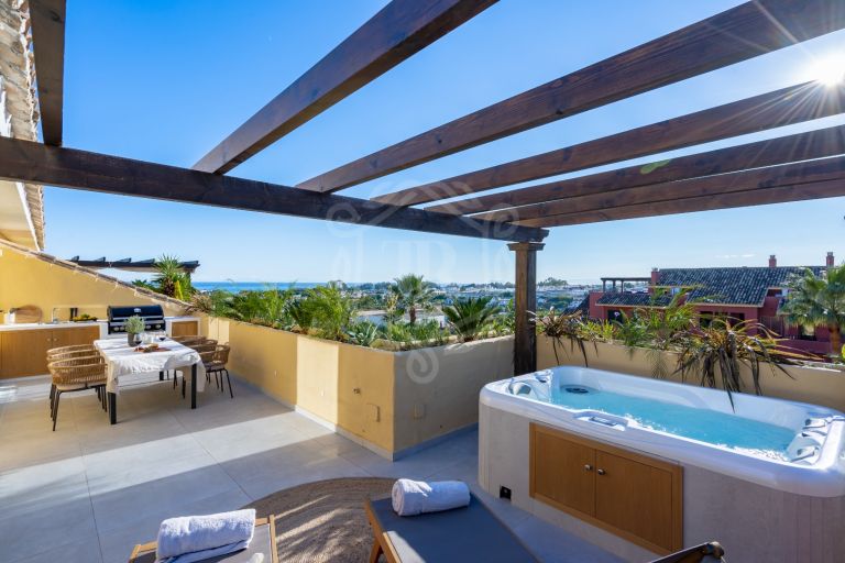 INCREDIBLE DUPLEX PENTHOUSE WITH LOVELY VIEWS OF THE SEA AND AFRICAN COAST ON THE GOLDEN MILE